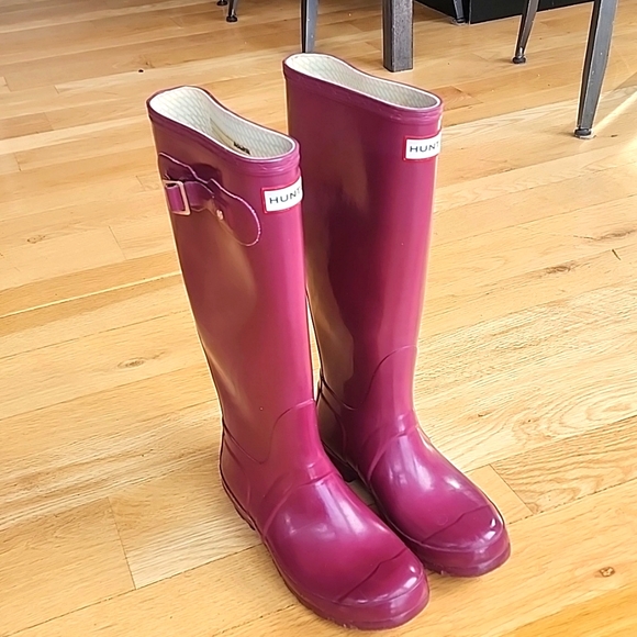 Hunter Tall Wellie Gloss Rain Boots size 37 - Picture 3 of 15